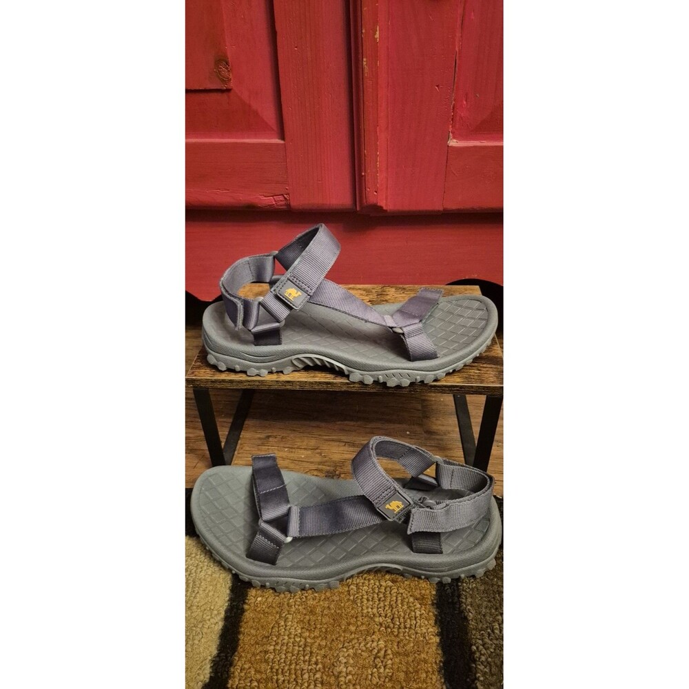 CAMEL CROWN Mens 10 Hiking Sport Sandals Gray Water Shoes  Worn Once EUC
